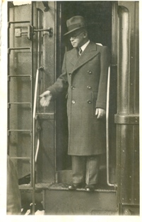 1936